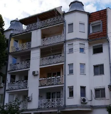 Royal * Bačka Palanka