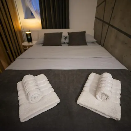 Royal * Bačka Palanka